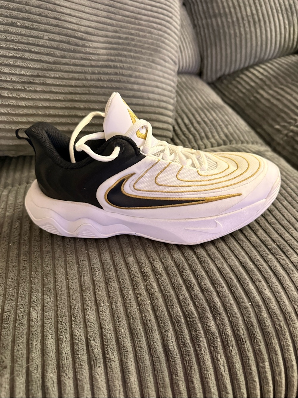 White and metallic gold Nike Giannis Immortality 4 'Championship'